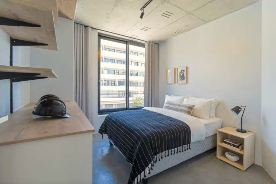 2 Bedroom Property for Sale in Sea Point Western Cape